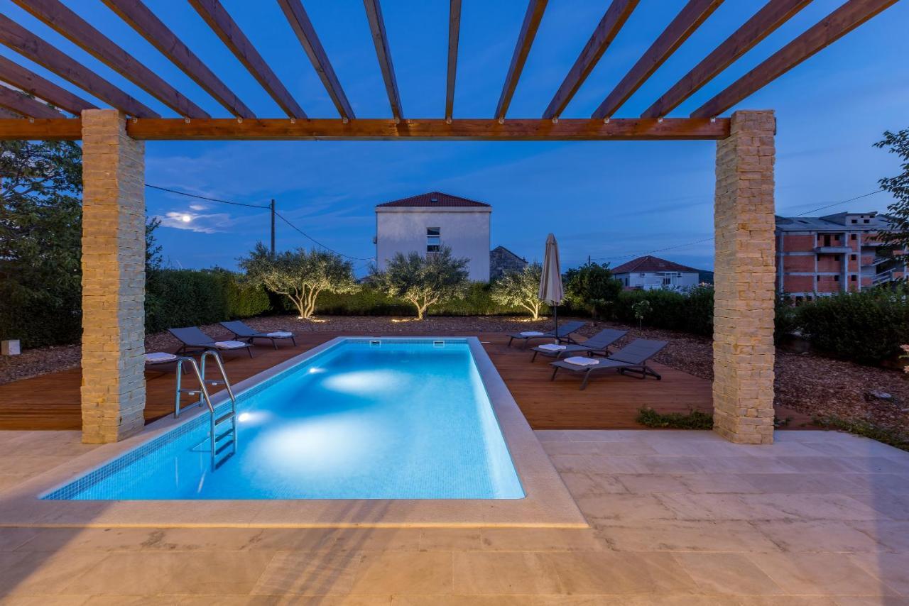 Villa Trogir Exterior photo