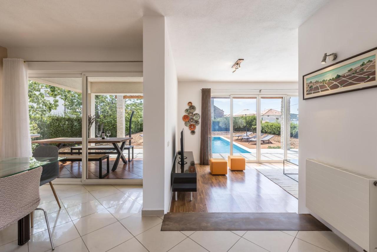 Villa Trogir Exterior photo